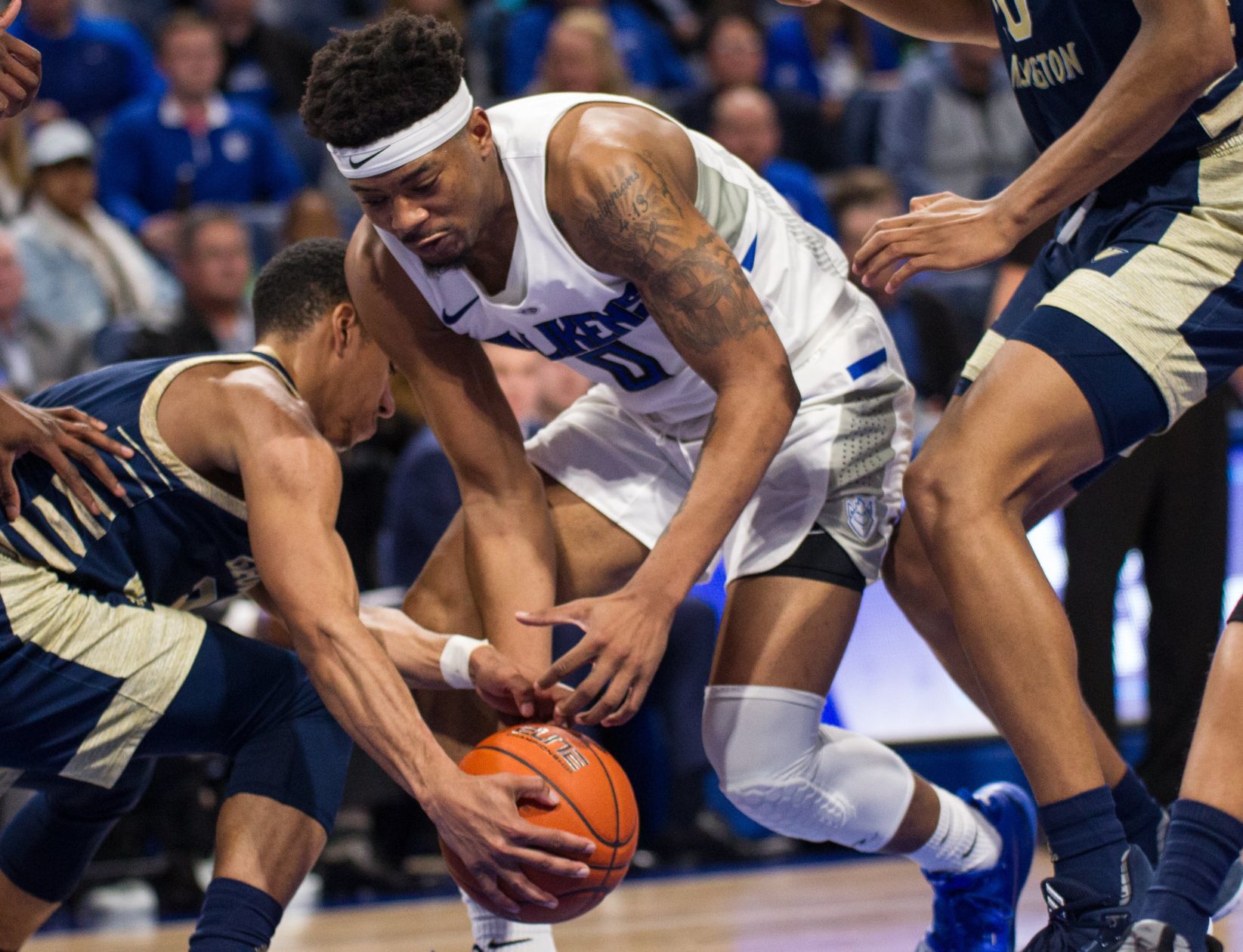 Billikens hold on to beat the George Washington Colonials 63-58